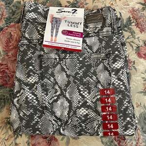 Seven7 Tummy Less High Rise Skinny Jeans Snakeskin Print Size 14